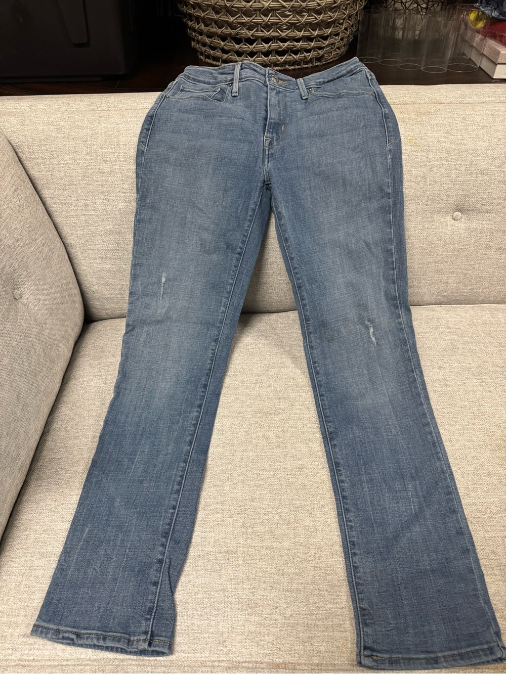 Levi's Women's Light Blue Straight Leg Jeans